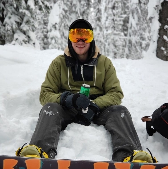 Meet your Posher, Cory - Picture 1 of 1